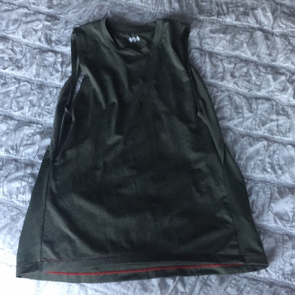 Run for Uganda tank - Picture 2 of 3